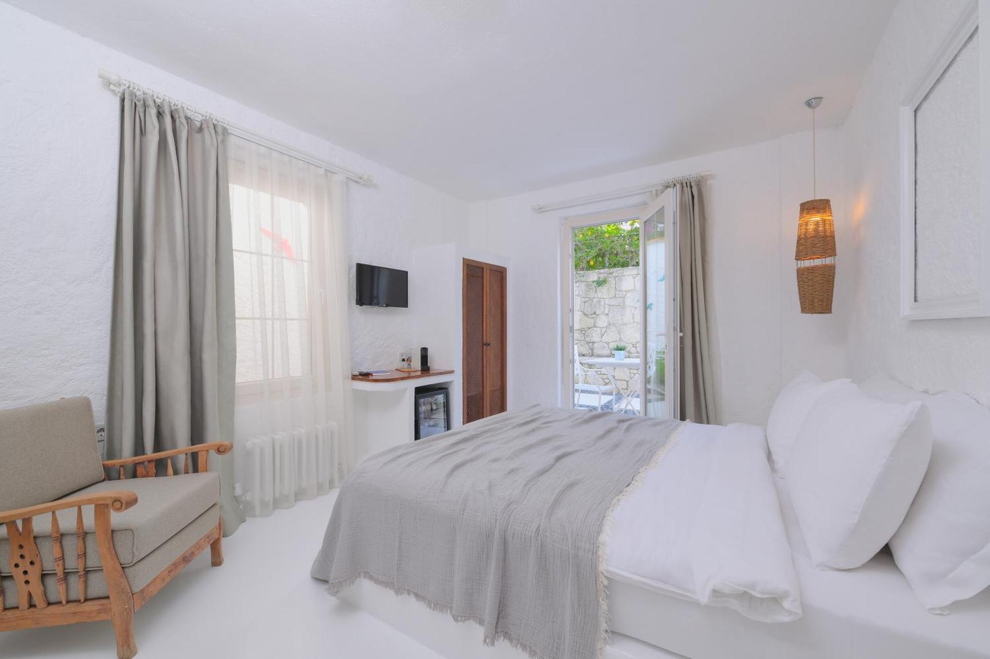Peremere Alacati Otel Экстерьер фото