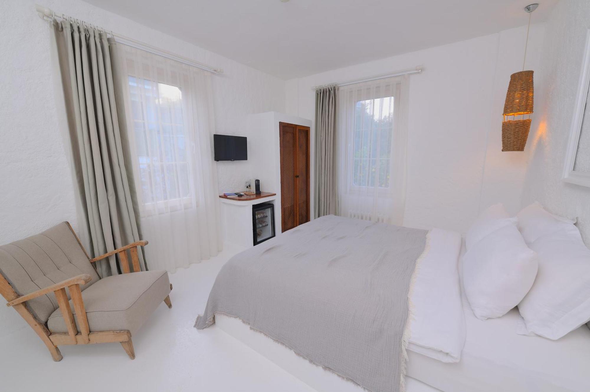 Peremere Alacati Otel Экстерьер фото